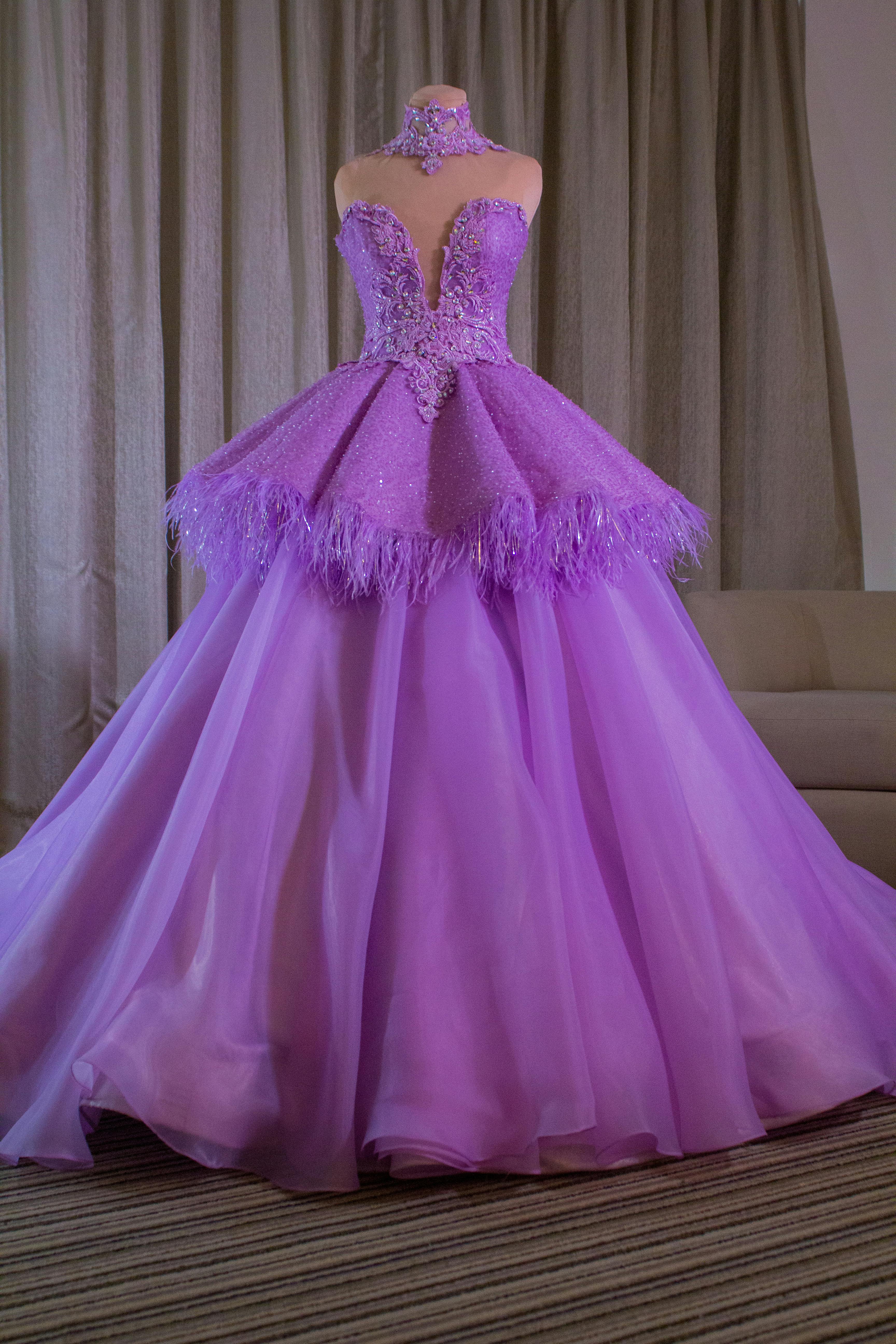 Vestido morado